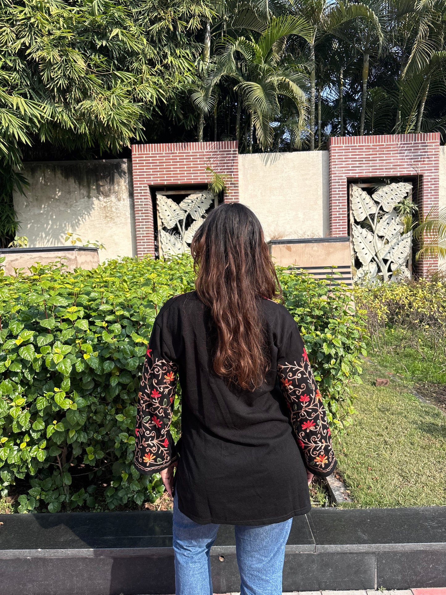 Woollen Kashmiri Pheran Short-Black